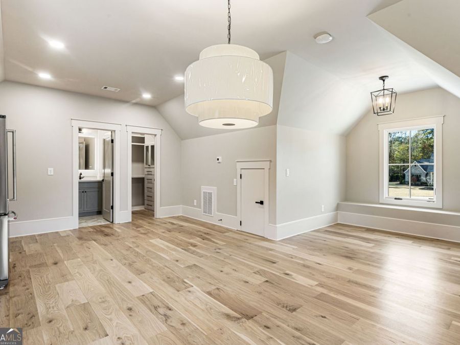 Property Image 94