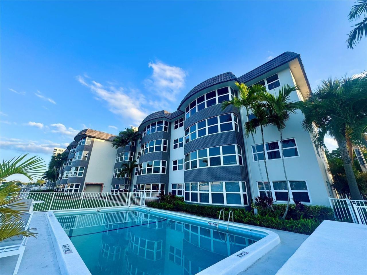 3111 NE 51st Street, Unit 201C, Fort Lauderdale, FL 33308 Photo