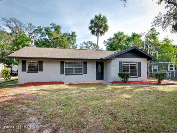 173 N Ridgewood Avenue, Ormond Beach, FL 32174