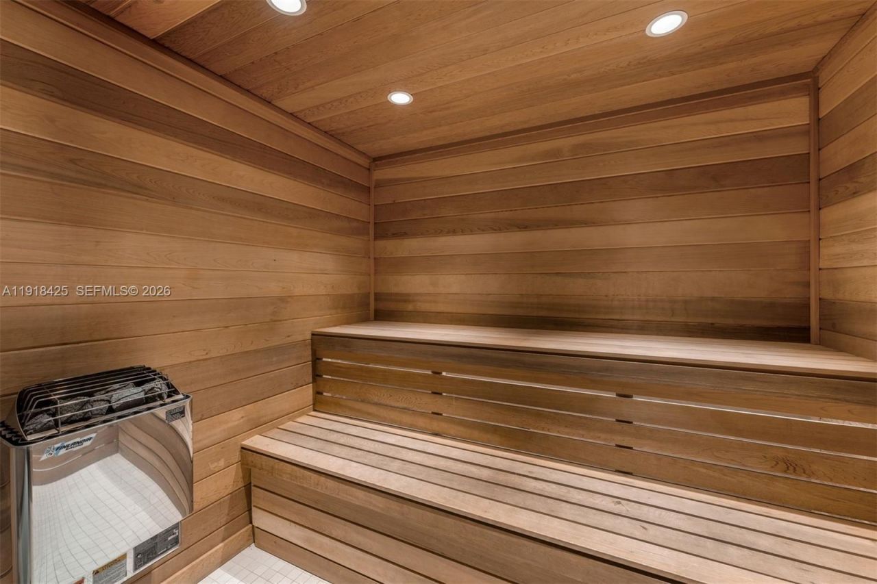 5225 Collins Ave, Unit 603, Miami Beach, FL 33140 Photo