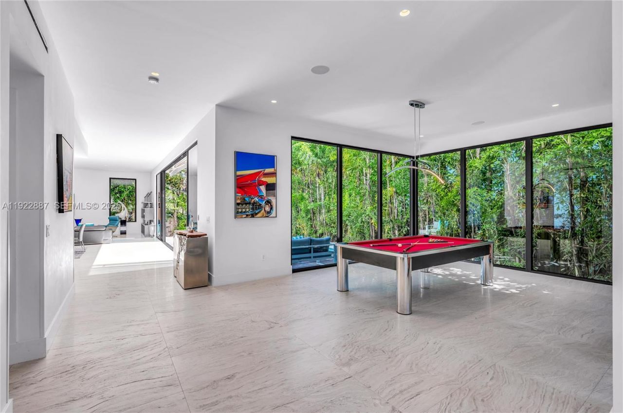 7501 Coquina Dr, North Bay Village, FL 33141 Photo