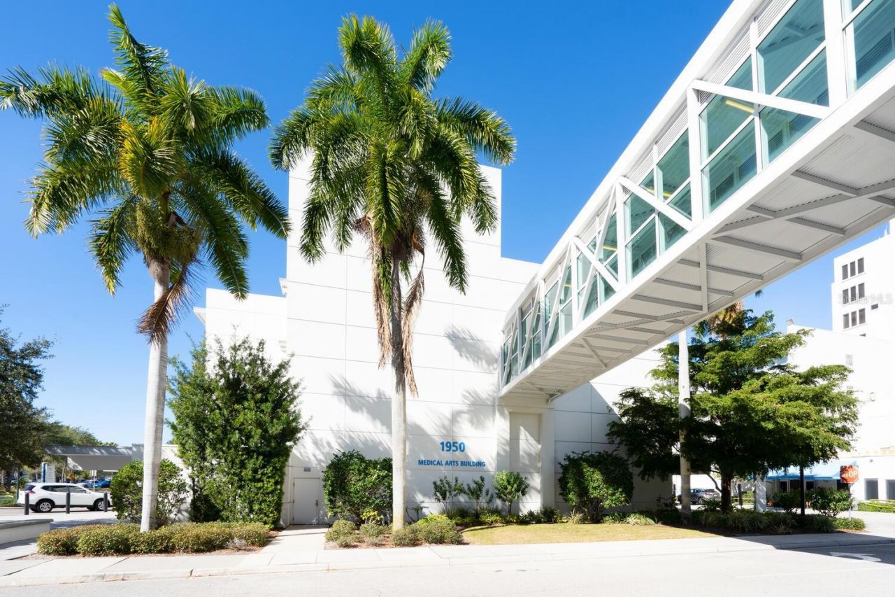 1542 Gulfview Drive, Sarasota, FL 34236 Photo