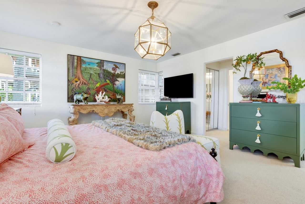 1542 Gulfview Drive, Sarasota, FL 34236 Photo