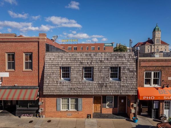66 W WATER ST, HARRISONBURG, VA 22801