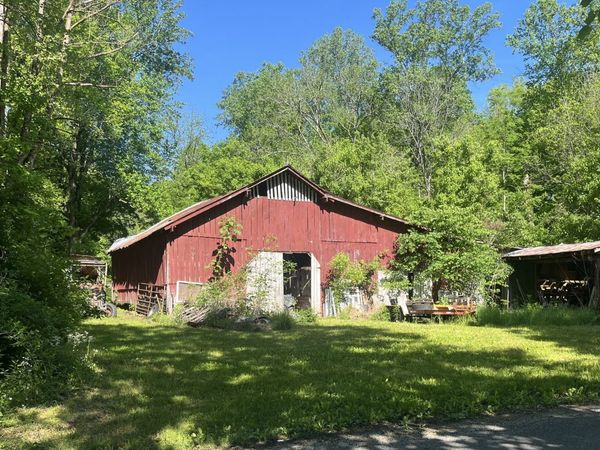 0 Hawkins Rd, Westmoreland, TN 37186