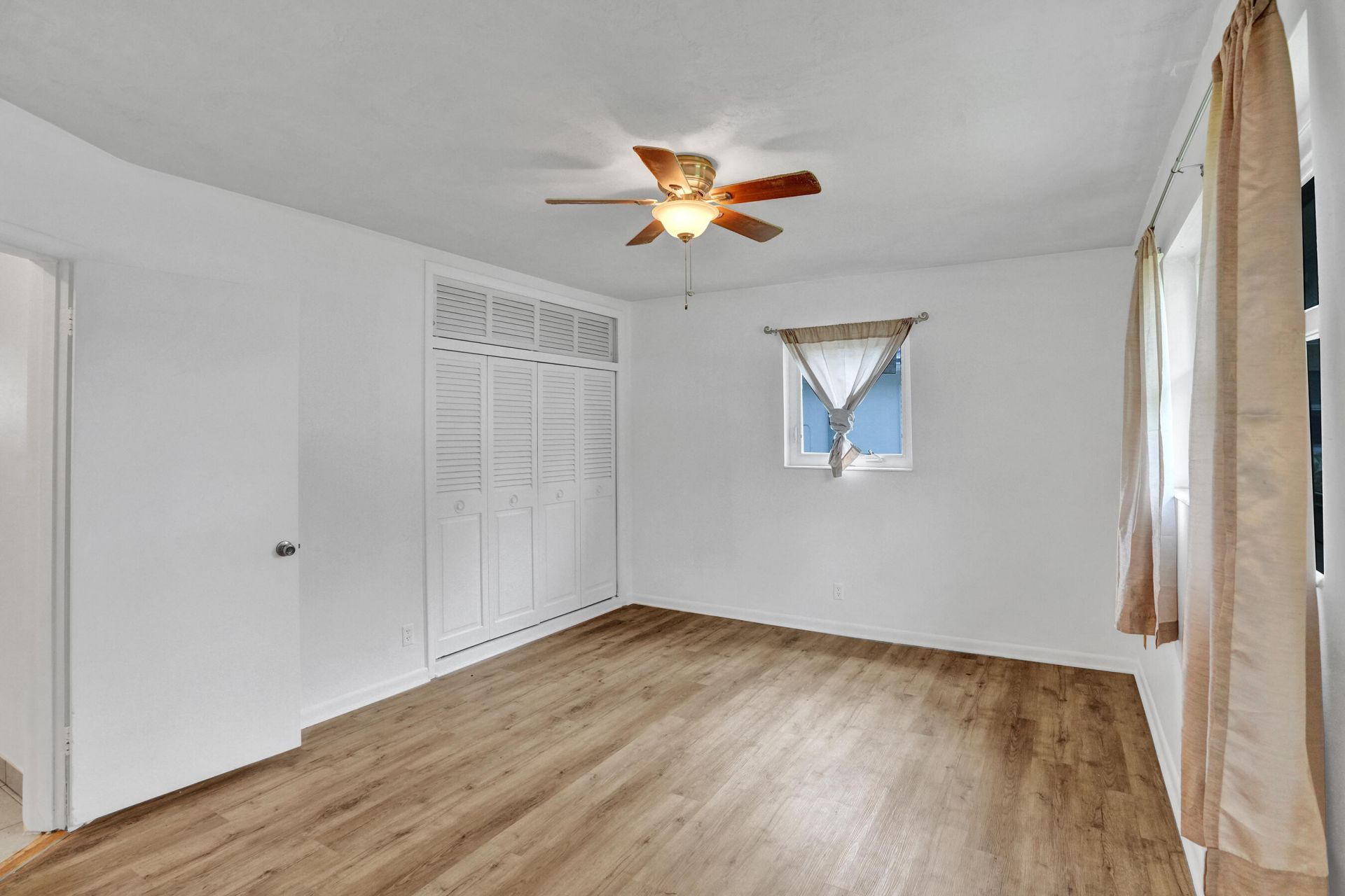 731 SW 71st Terrace, Pembroke Pines, FL 33023 Photo