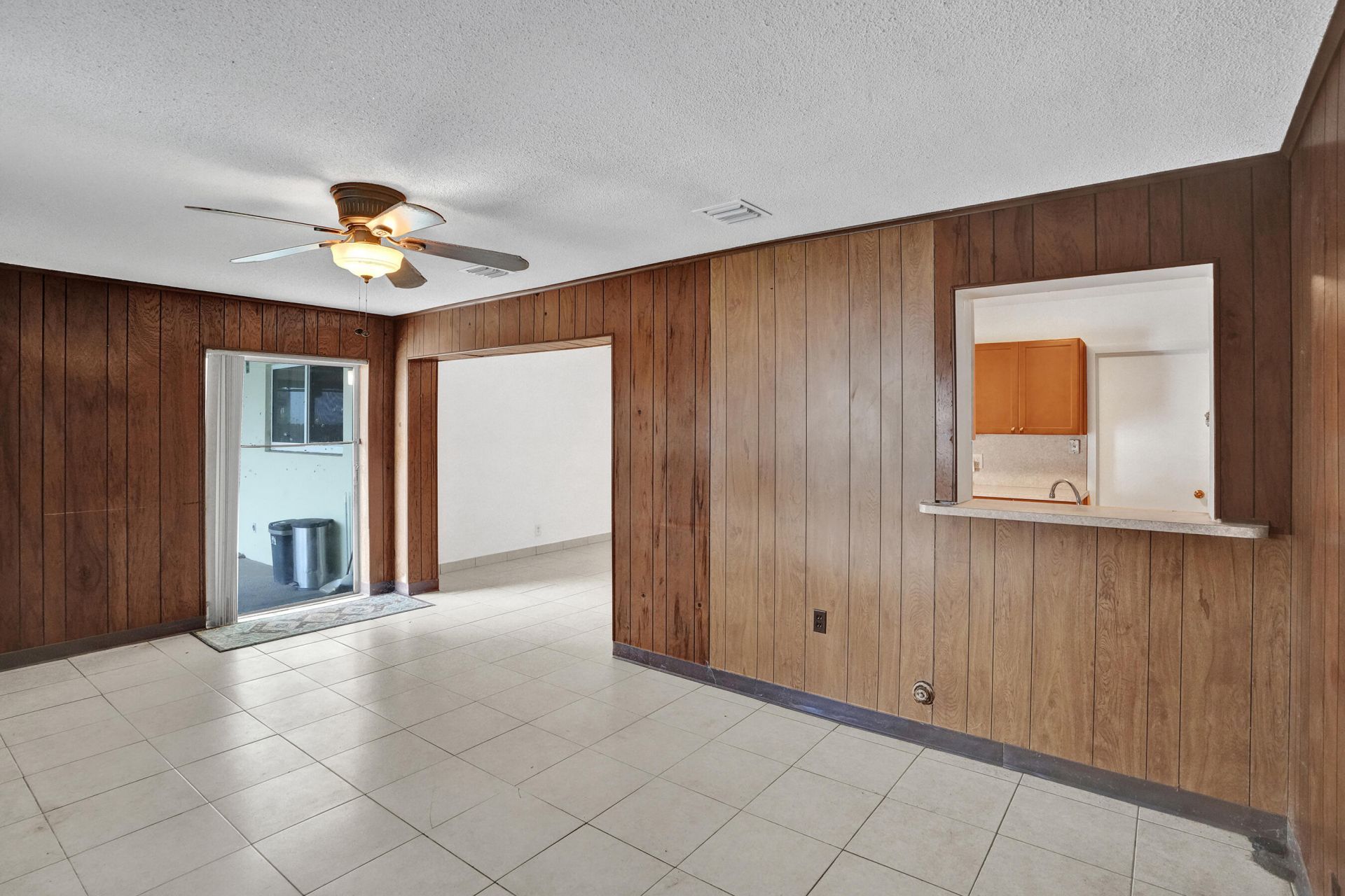 731 SW 71st Terrace, Pembroke Pines, FL 33023 Photo