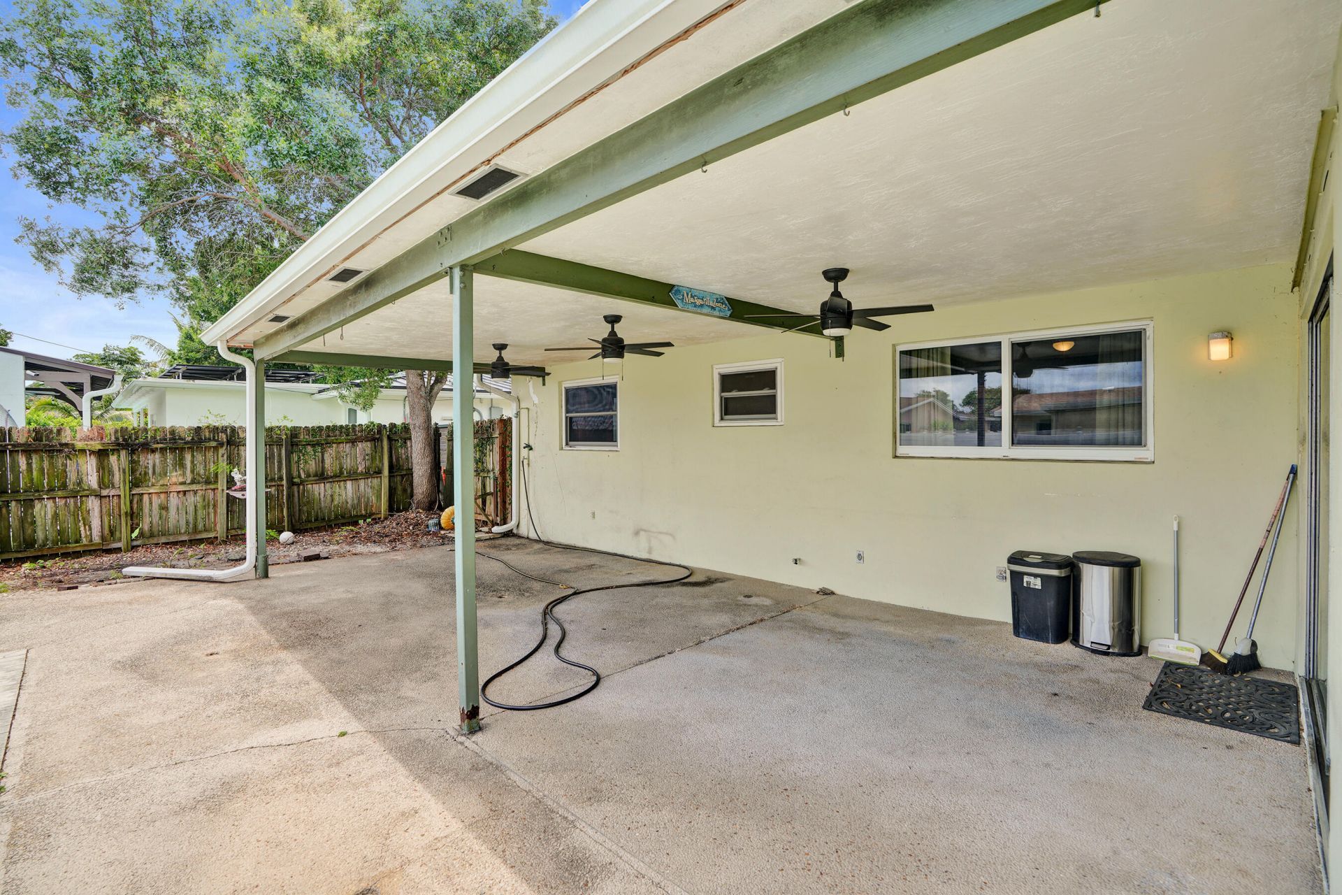 731 SW 71st Terrace, Pembroke Pines, FL 33023 Photo