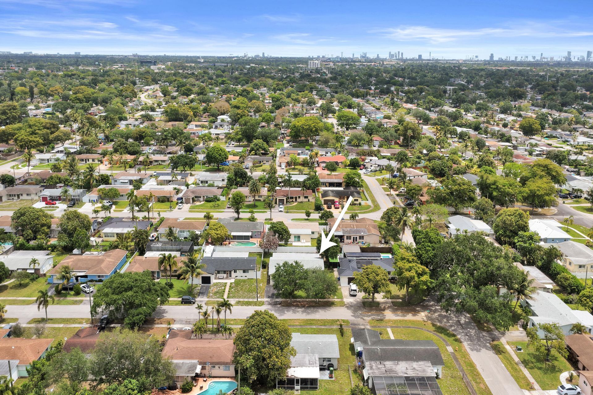 731 SW 71st Terrace, Pembroke Pines, FL 33023 Photo