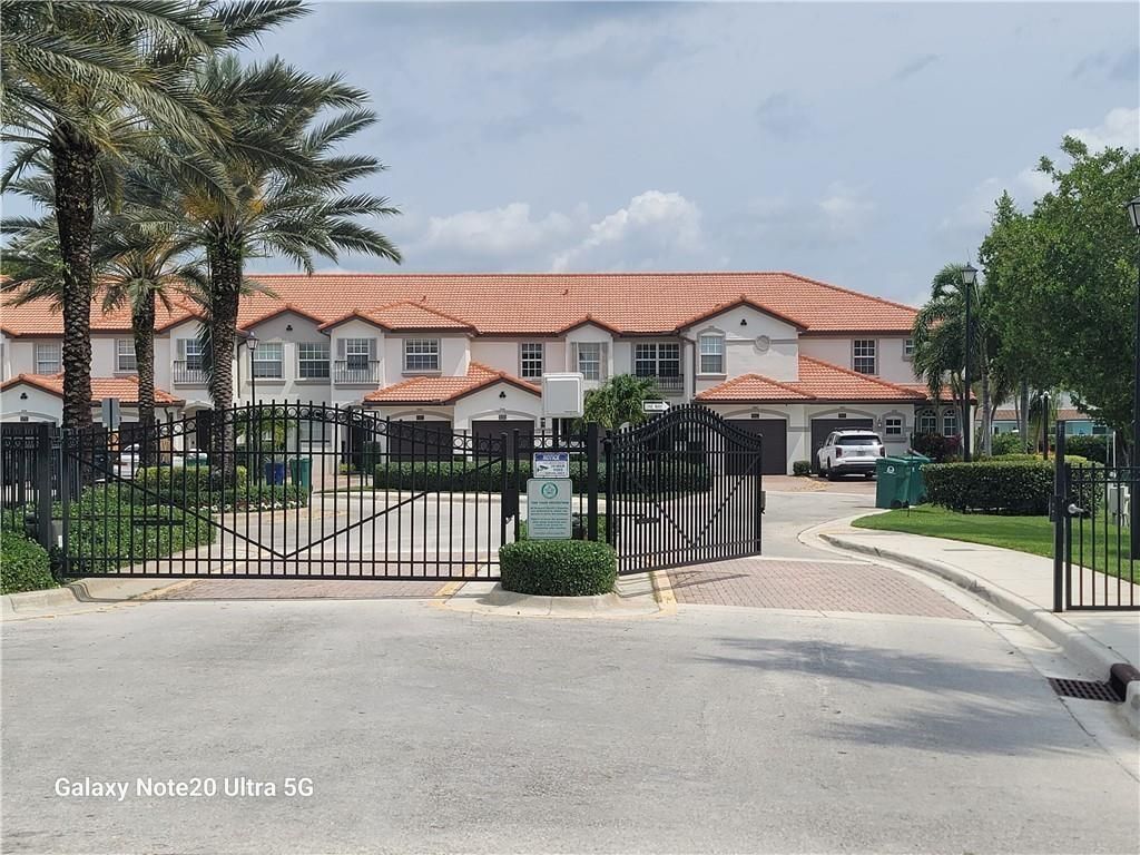 9706 Darlington Pl, Cooper City, FL 33328 Photo