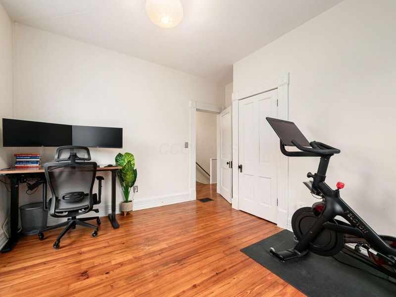 936 1/2 Neil Avenue, Columbus, OH 43201 Photo 27