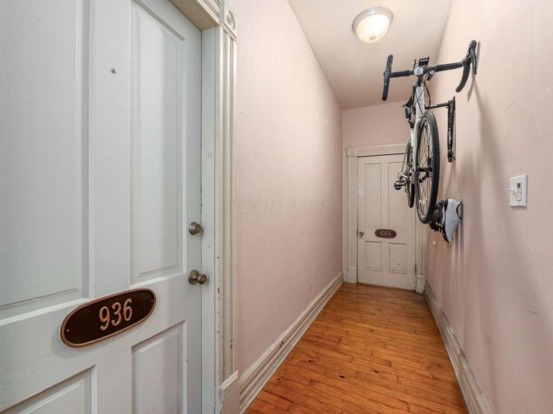 936 1/2 Neil Avenue, Columbus, OH 43201 Photo 8