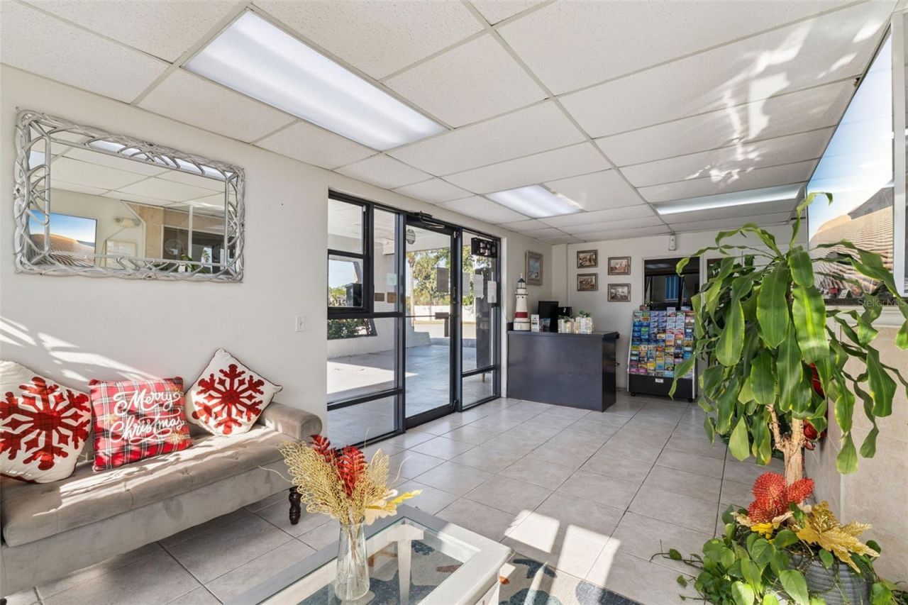 4643 W Irlo Bronson Memorial Highway, Kissimmee, FL 34746 Photo