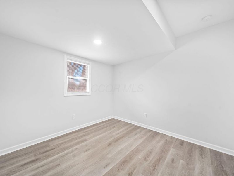 2841 E 10th Avenue, Columbus, OH 43219 Photo 26