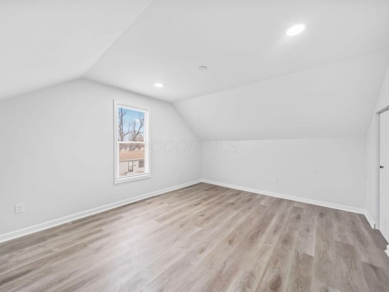 2841 E 10th Avenue, Columbus, OH 43219 Photo 28