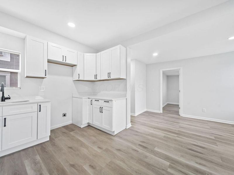 2841 E 10th Avenue, Columbus, OH 43219 Photo 4