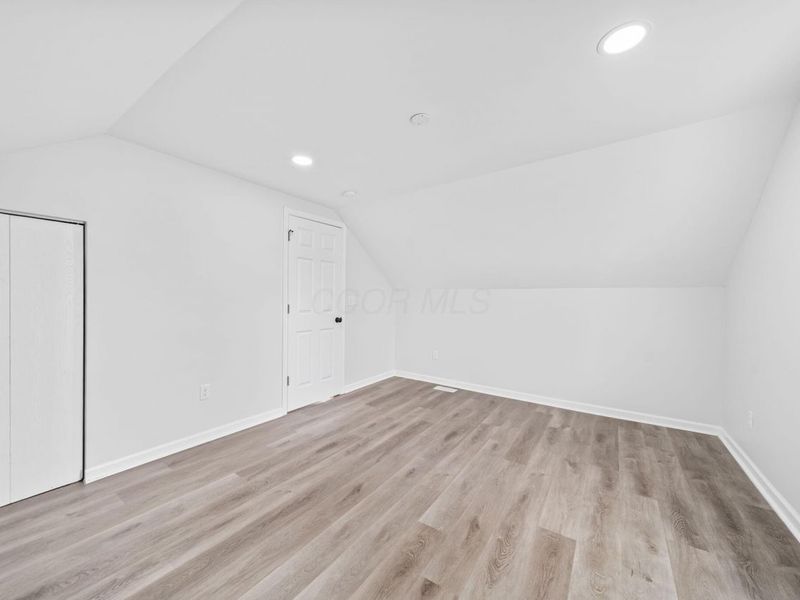 2841 E 10th Avenue, Columbus, OH 43219 Photo 5