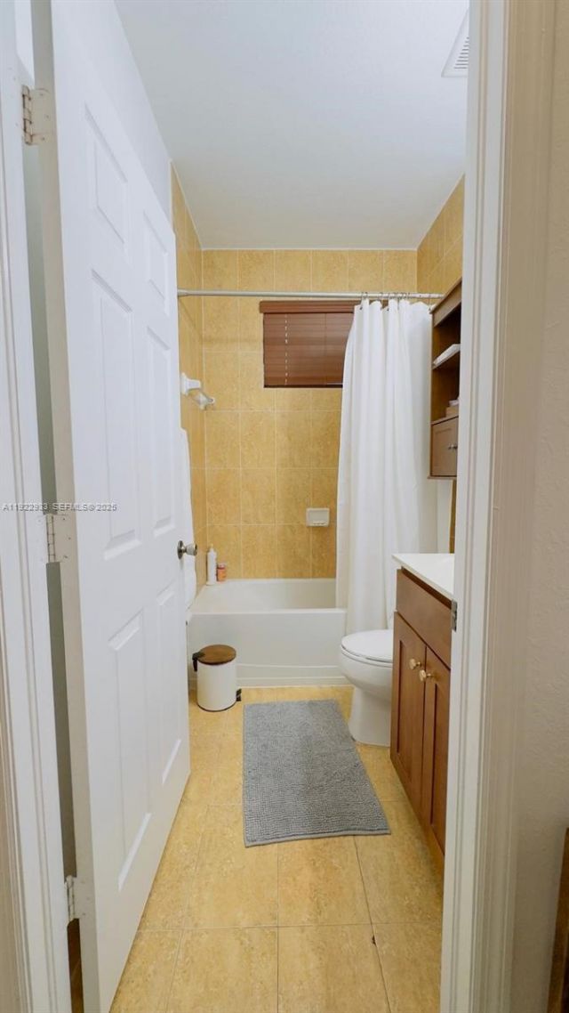 10131 NW 10th St, Miami, FL 33172 Photo