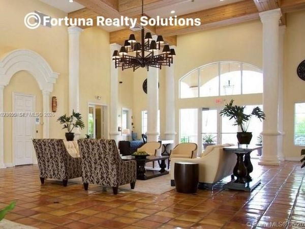 Unit 9304, Pembroke Pines, FL 33025