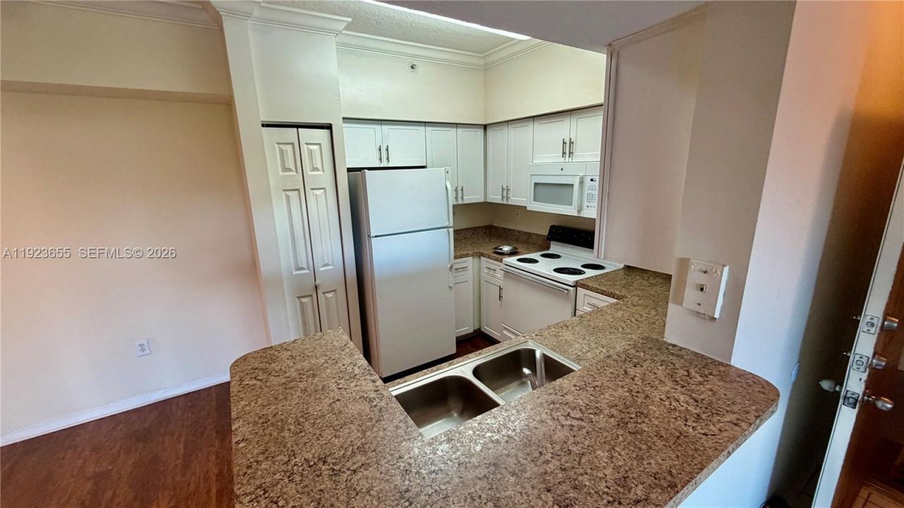 Please Call For Address, Unit 9304, Pembroke Pines, FL 33025 Photo