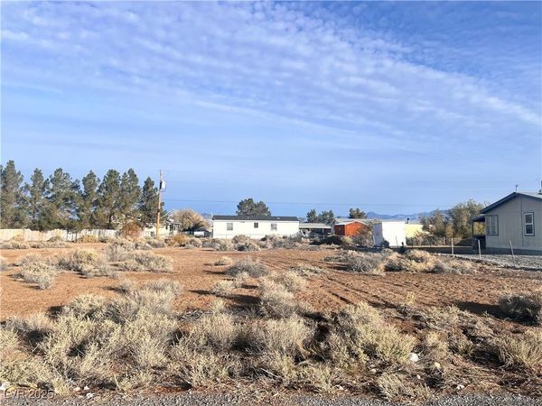2890 Rio Rancho Drive, Pahrump, NV 89048