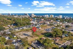 600 12th Ave. S photo 4