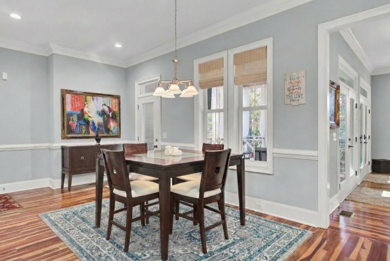 368 Evian Way Photo 15