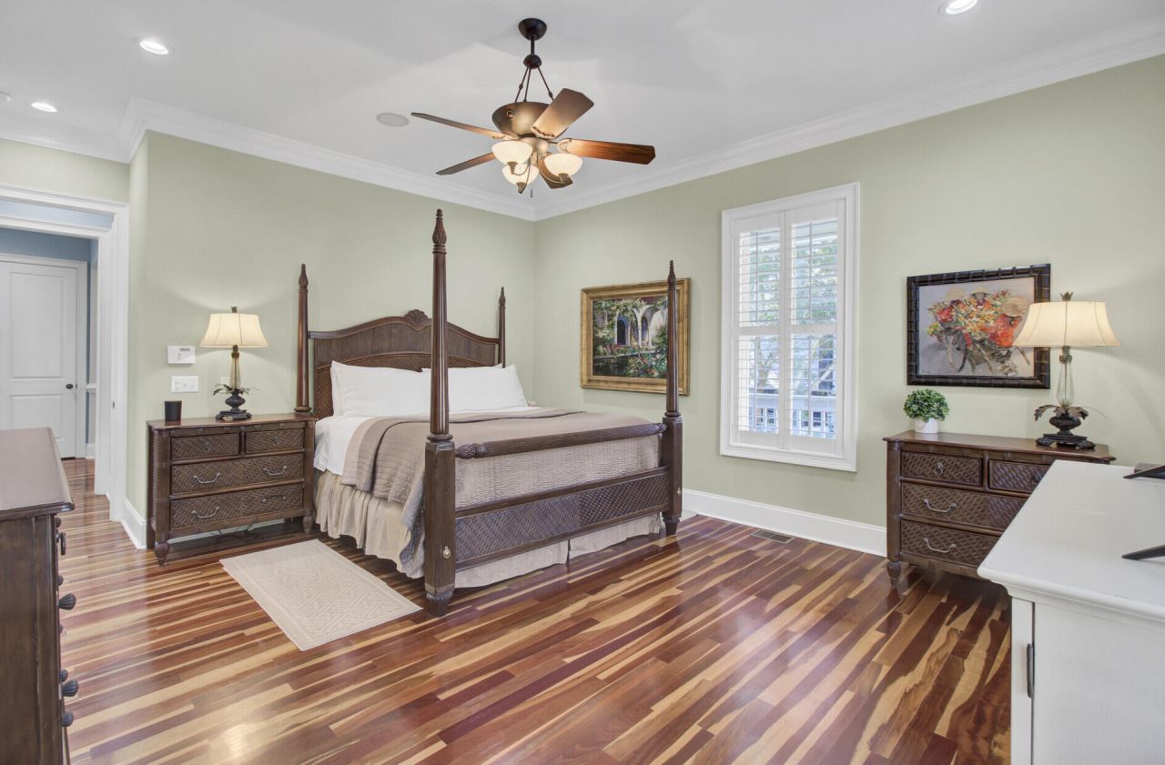 368 Evian Way Photo 27