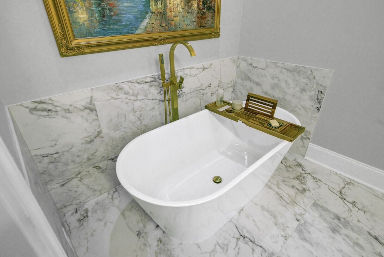 368 Evian Way Photo 32