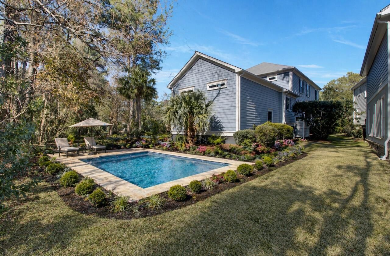 368 Evian Way Photo 54
