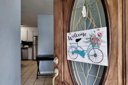 7702 Linsley Dr Drive photo 4