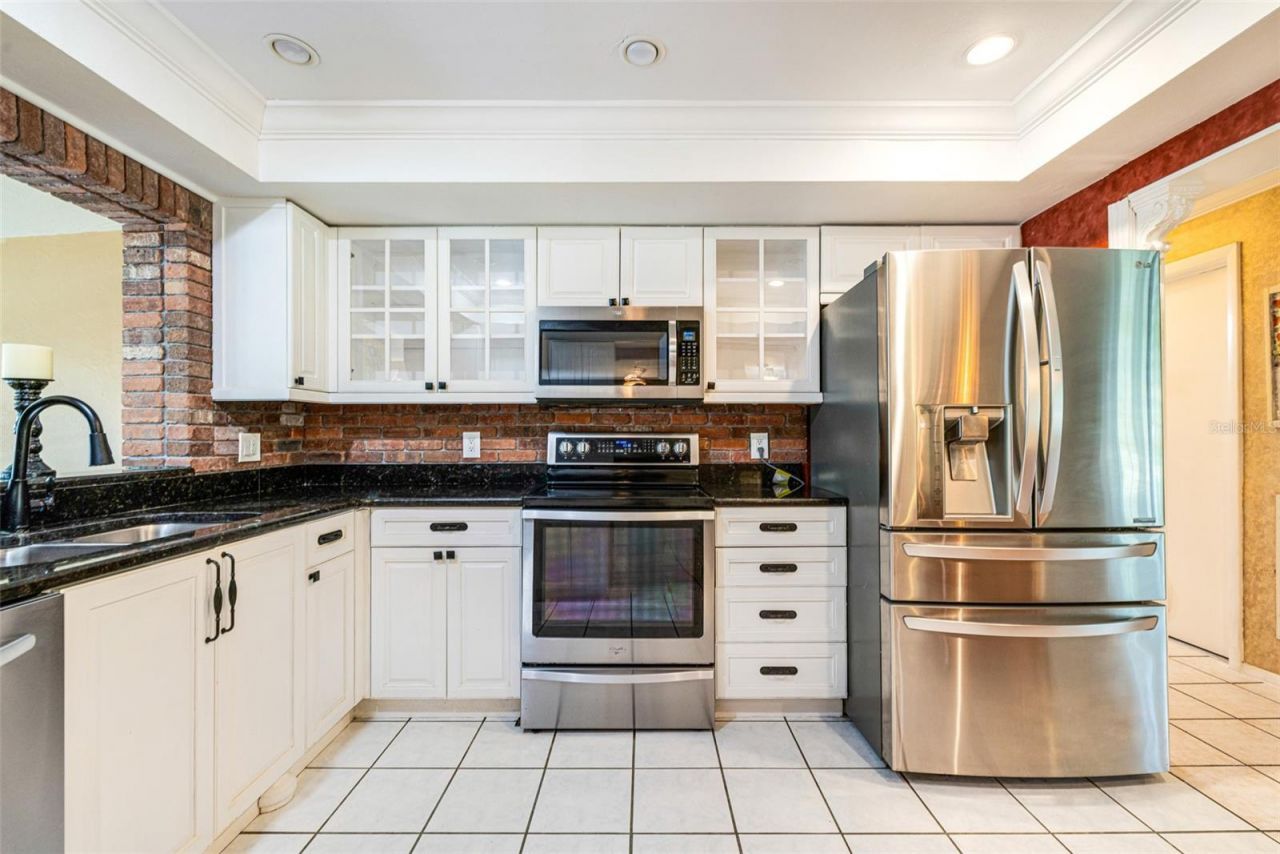 17371 Williamsburg Drive, North Fort Myers, FL 33917 Photo