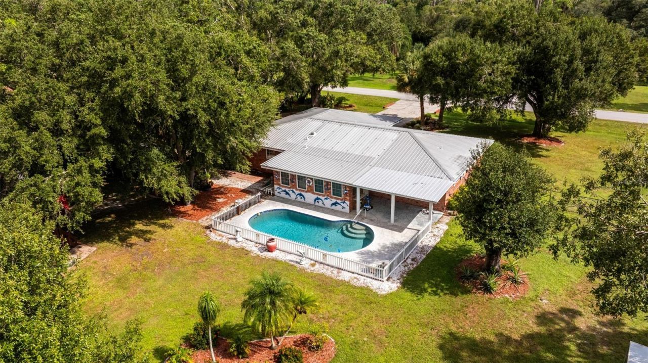 17371 Williamsburg Drive, North Fort Myers, FL 33917 Photo