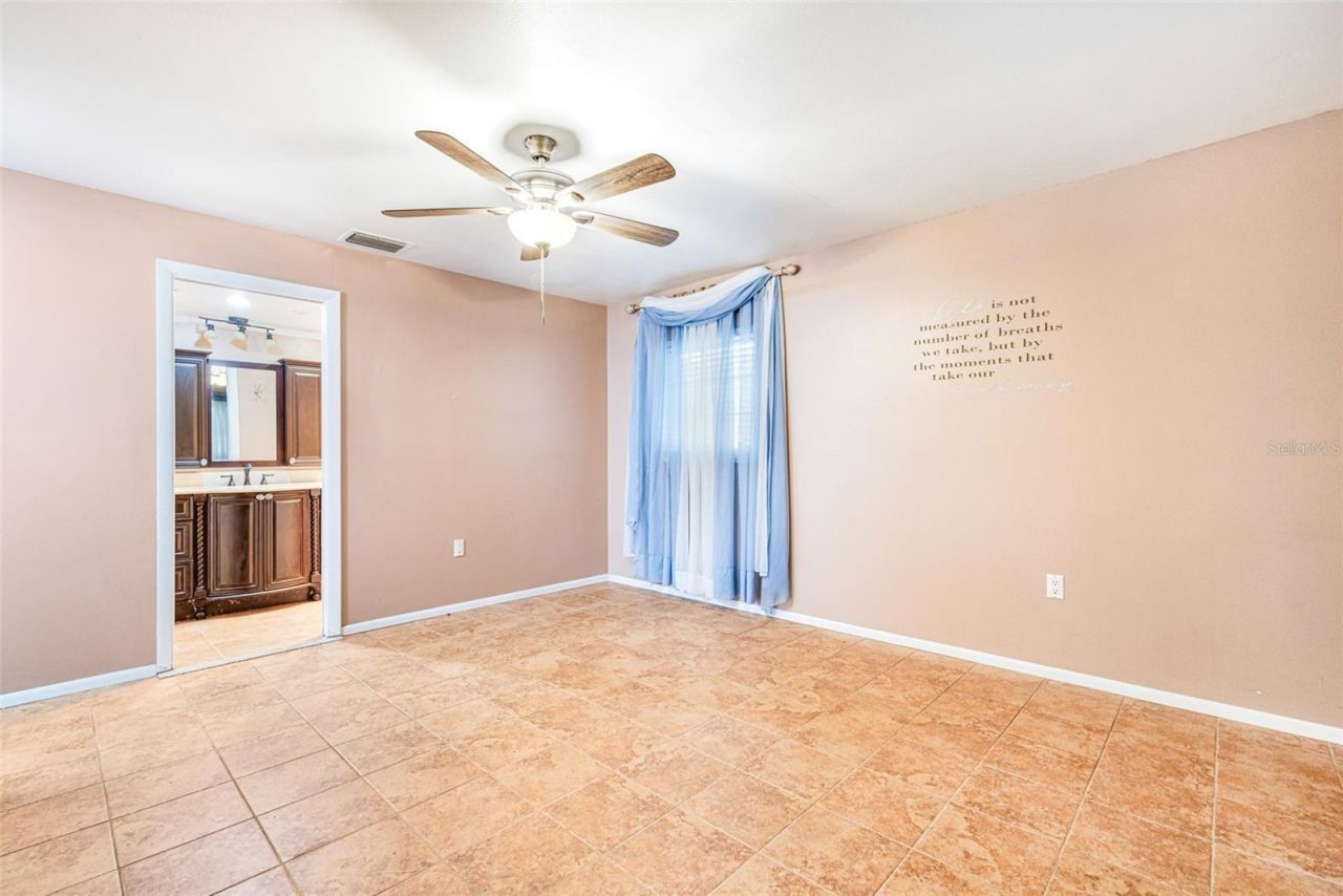 17371 Williamsburg Drive, North Fort Myers, FL 33917 Photo