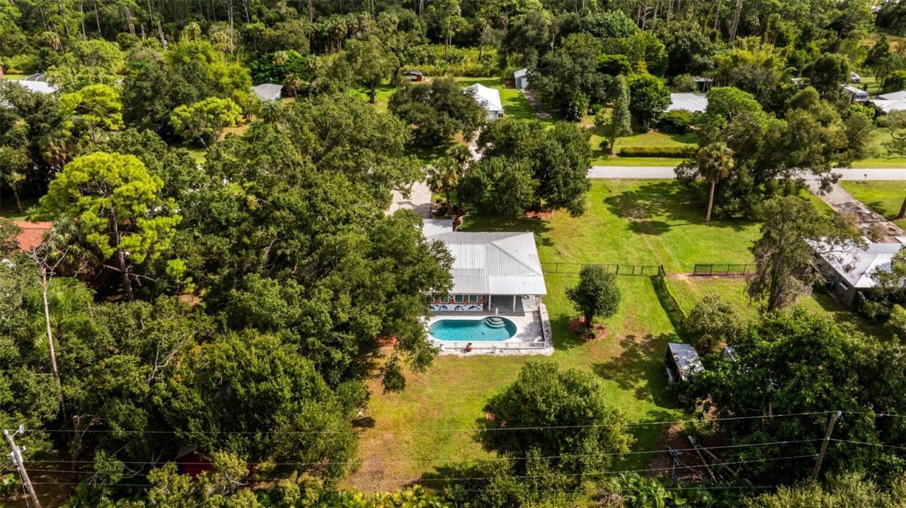 17371 Williamsburg Drive, North Fort Myers, FL 33917 Photo