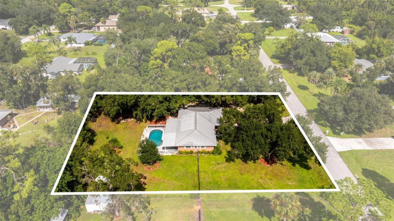 17371 Williamsburg Drive, North Fort Myers, FL 33917 Photo