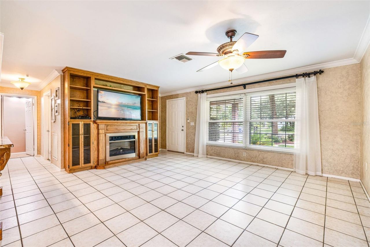 17371 Williamsburg Drive, North Fort Myers, FL 33917 Photo