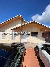 821 W 39 Pl, Hialeah, FL 33012 Photo