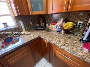 821 W 39 Pl, Hialeah, FL 33012 Photo