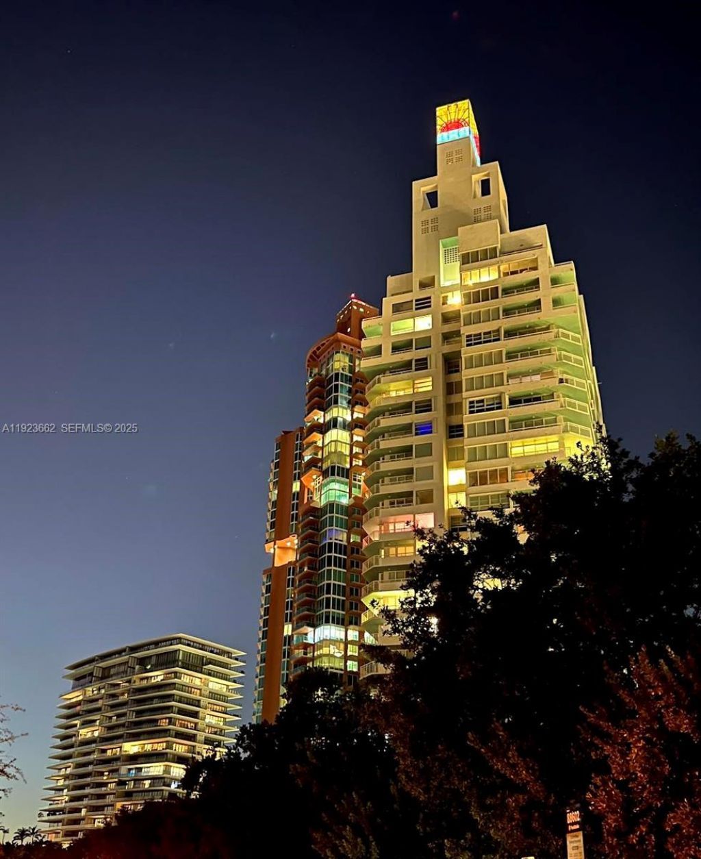 400 S Pointe Dr, Unit 1610, Miami Beach, FL 33139 Photo