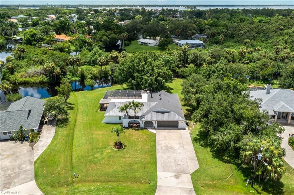 7436 Dana Lin Cir, North Fort Myers, FL 33917 Photo