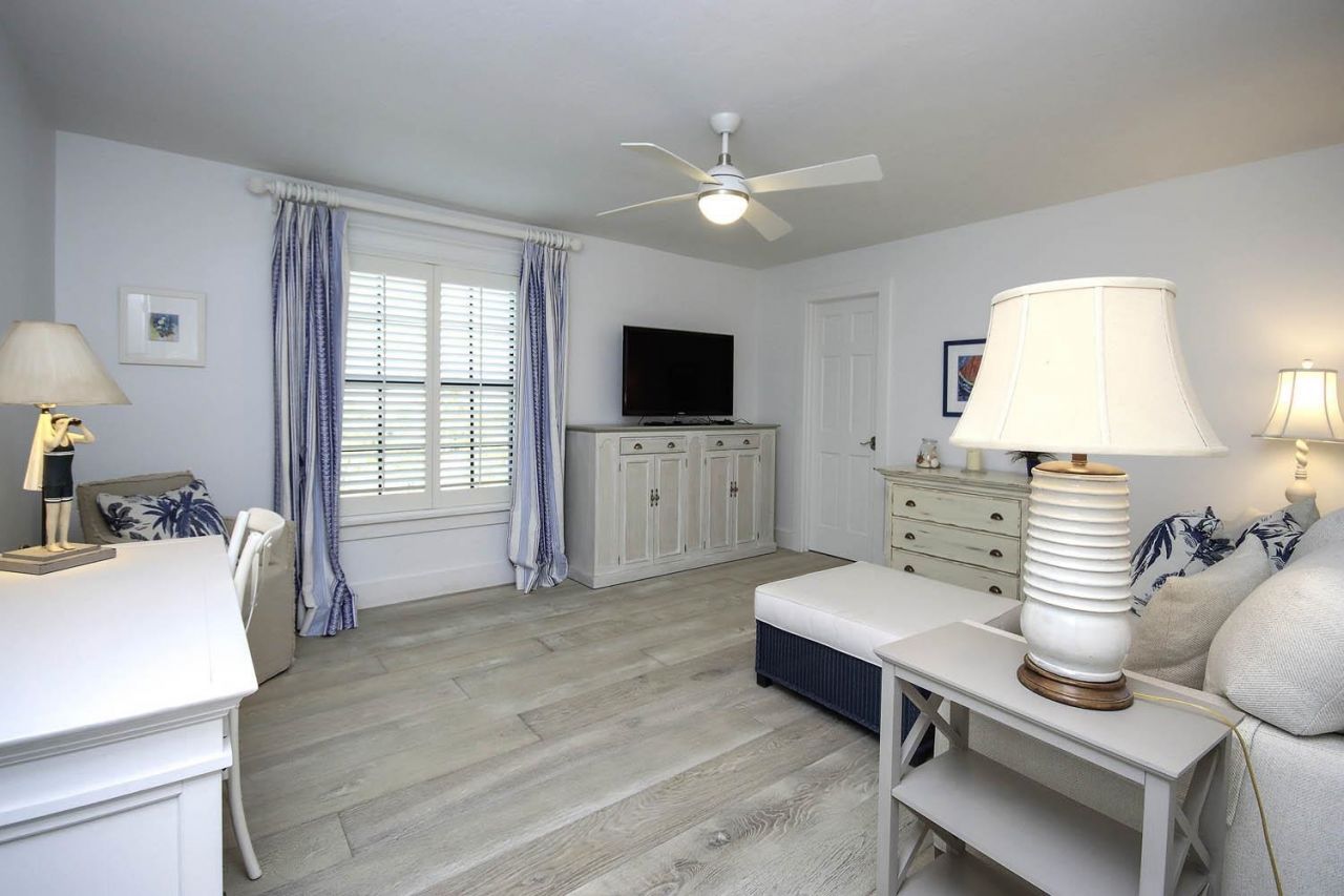 2629 W. Gulf Dr., Unit 3B, Sanibel, FL 33957 Photo