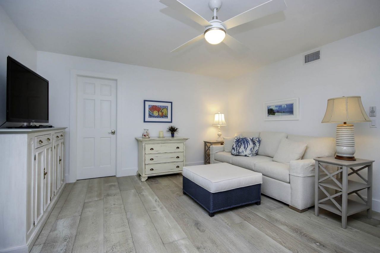 2629 W. Gulf Dr., Unit 3B, Sanibel, FL 33957 Photo