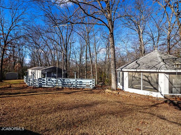 9903 GINNYS LANE, Williamsburg, MO 63388