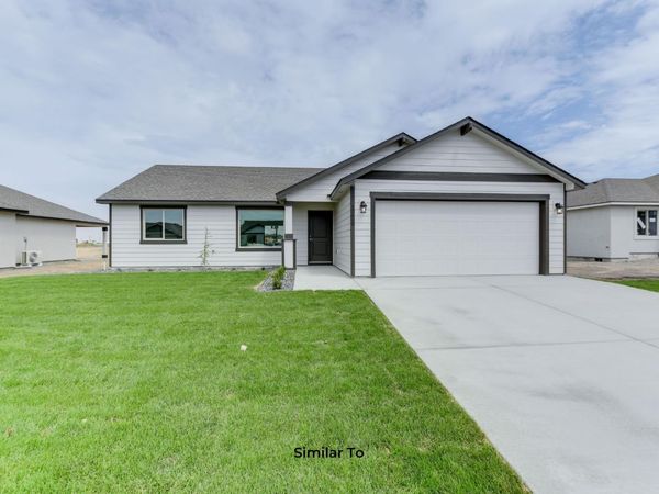 1207 N Layton Ave, Deer Park, WA 99006