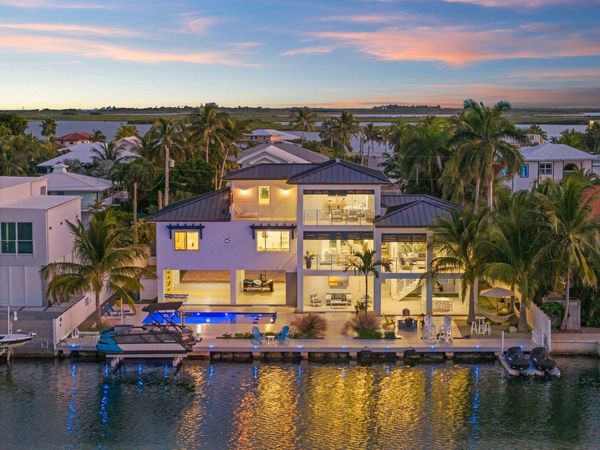 16745 Tamarind Road, Sugarloaf, FL 33042