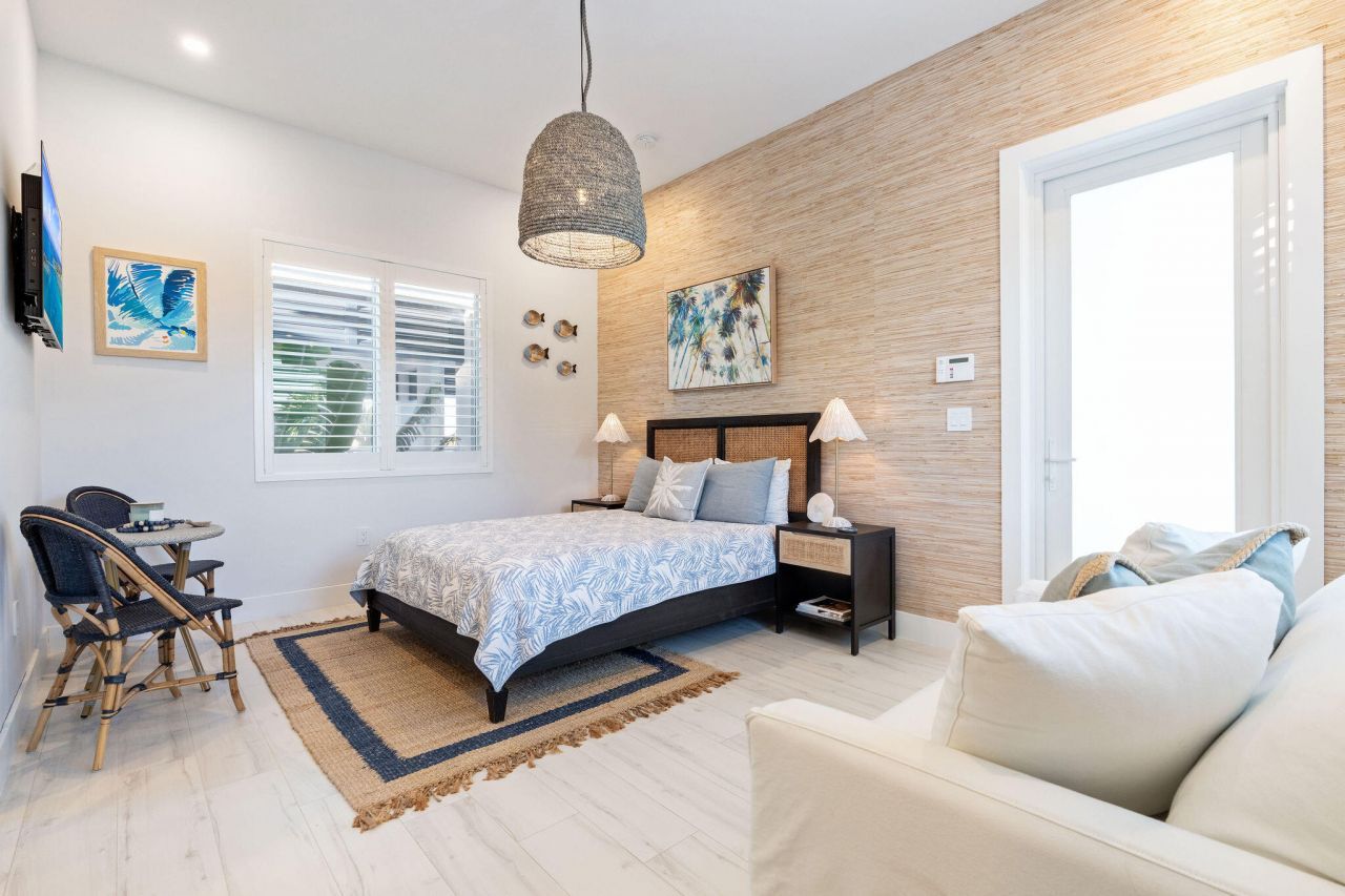 16745 Tamarind Road, Sugarloaf, FL 33042 Photo