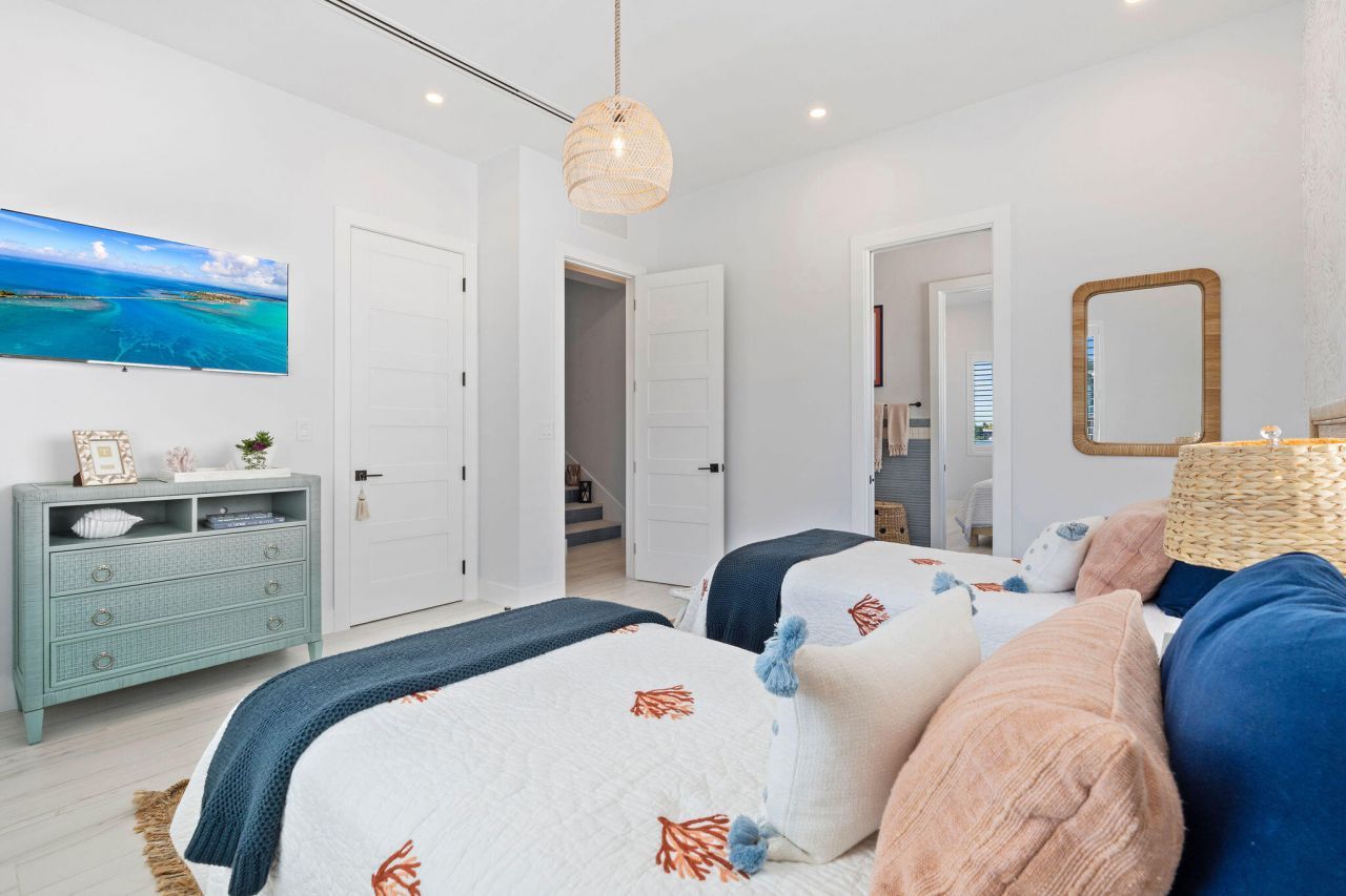 16745 Tamarind Road, Sugarloaf, FL 33042 Photo