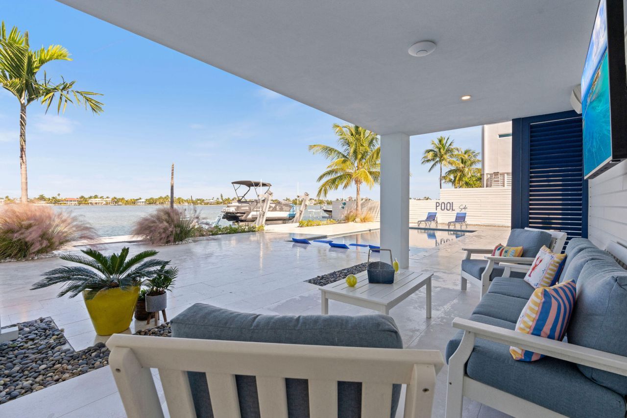 16745 Tamarind Road, Sugarloaf, FL 33042 Photo