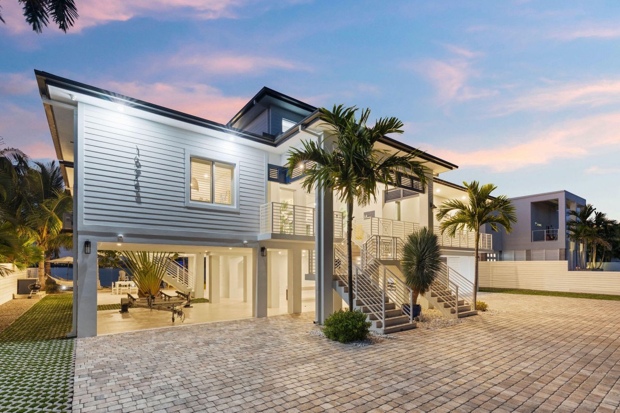 16745 Tamarind Road, Sugarloaf, FL 33042 Photo